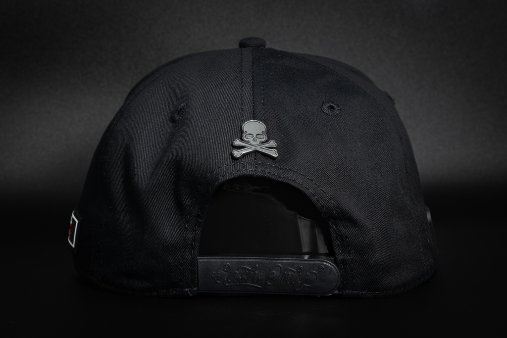 Skull Black & Black